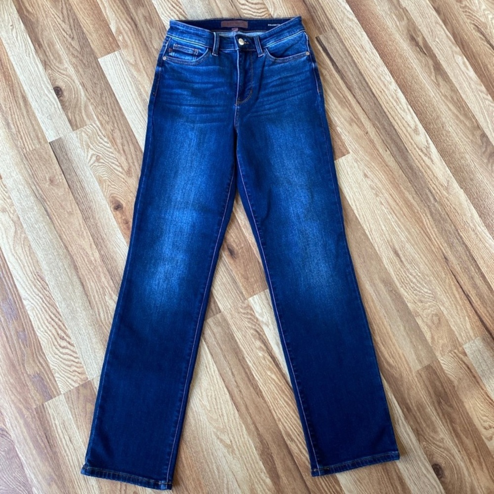 Judy Blue Straight leg jeans. 3/26. NWOT